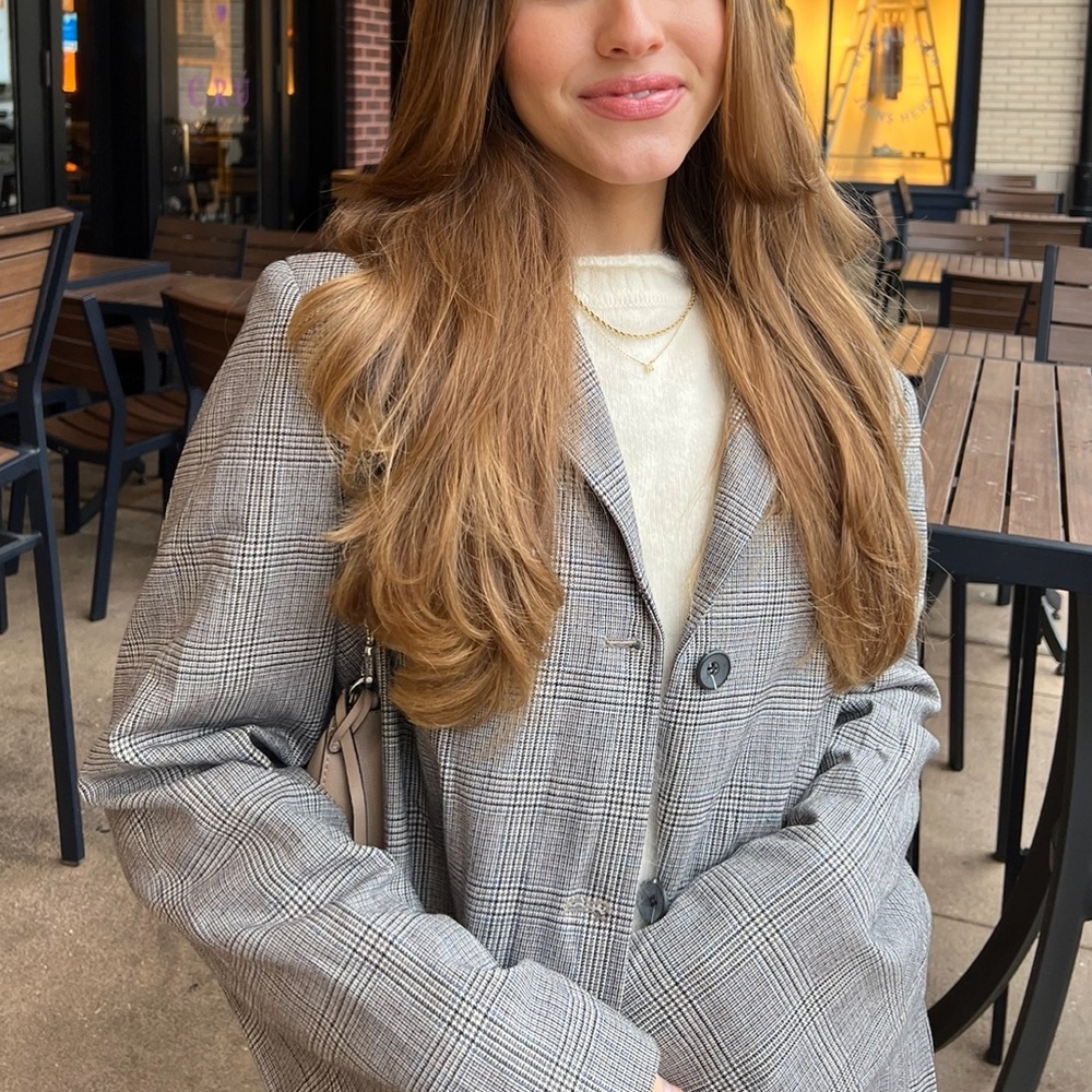 Gray Plaid Oversized Blazer - Picture 6 of 11